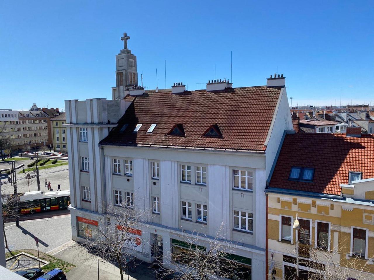 Appartamento Perla Hradce 202 Hradec Králové Esterno foto