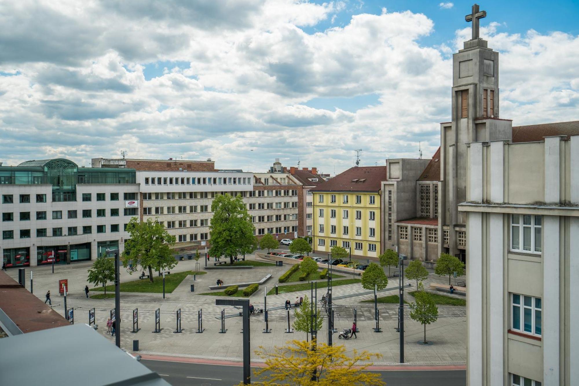 Appartamento Perla Hradce 202 Hradec Králové Esterno foto
